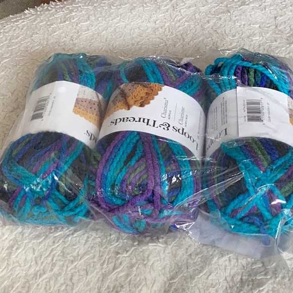 Charisma Loos & Threads yarn - Northern Lights (3) - Picture 4 of 4